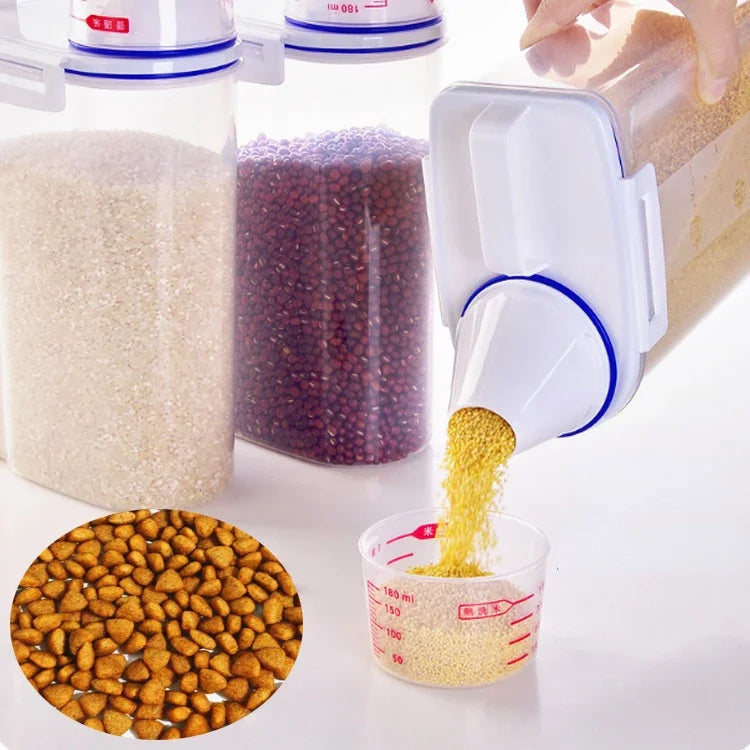 1.5kg/2kg Dog Cat Food Pail Plastic Storage Tank with Measuring Cup Container